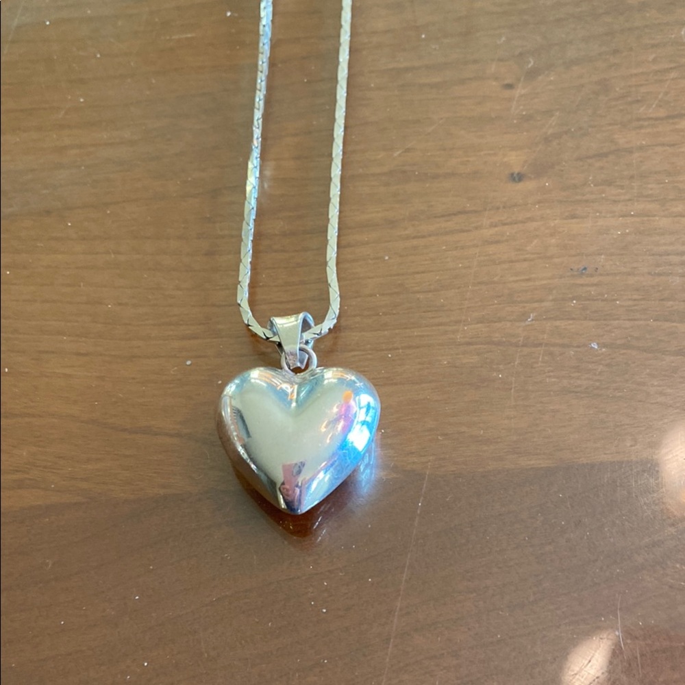 Source Unknown Elegant Sterling Silver Heart Neck… - image 2